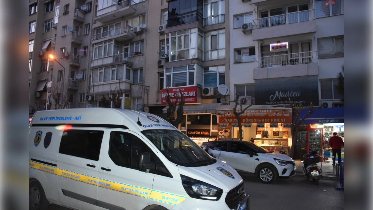 İzmir’de kan donduran vahşet: Diş hekimine kurşun yağdırdı, görüntüleri annesine yolladı