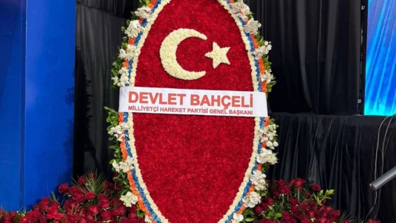 Bahçeli’nin çelengi dudak uçuklattı