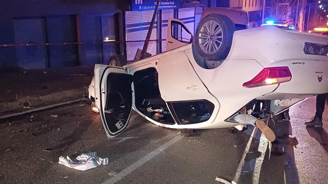 İzmir haber: Buca’da trafik kazası! 2 ölü, 2 yaralı