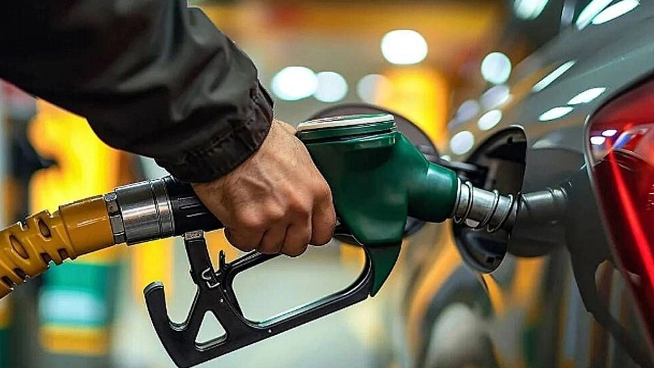 25 Şubat akaryakıt fiyatları araç sahiplerini şaşırtacak: Benzin, Motorin ve LPG fiyatı ne kadar?