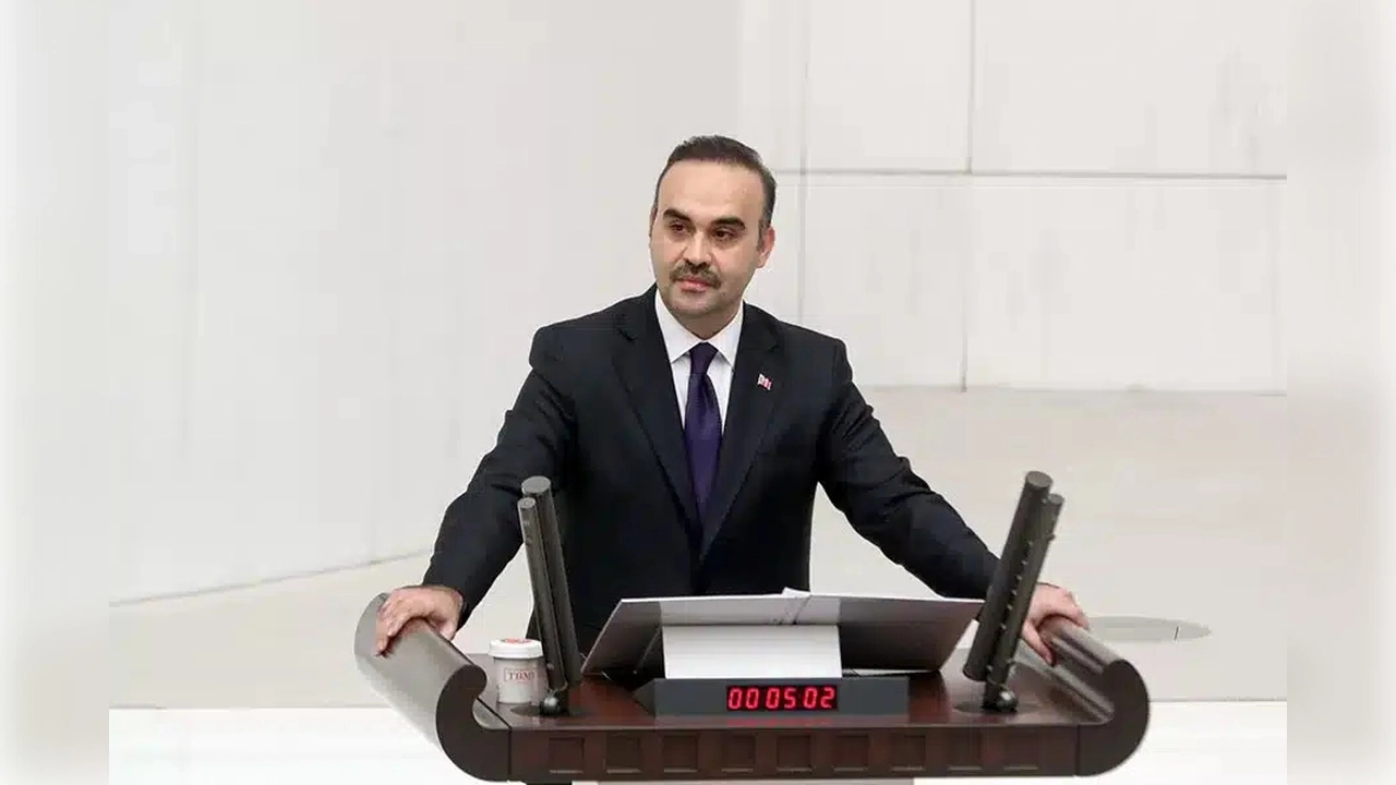 Mehmet Fatih Kacır: Yörünge altı bir uçuşta bilimsel deneyler gerçekleşecek haberinin görseli
