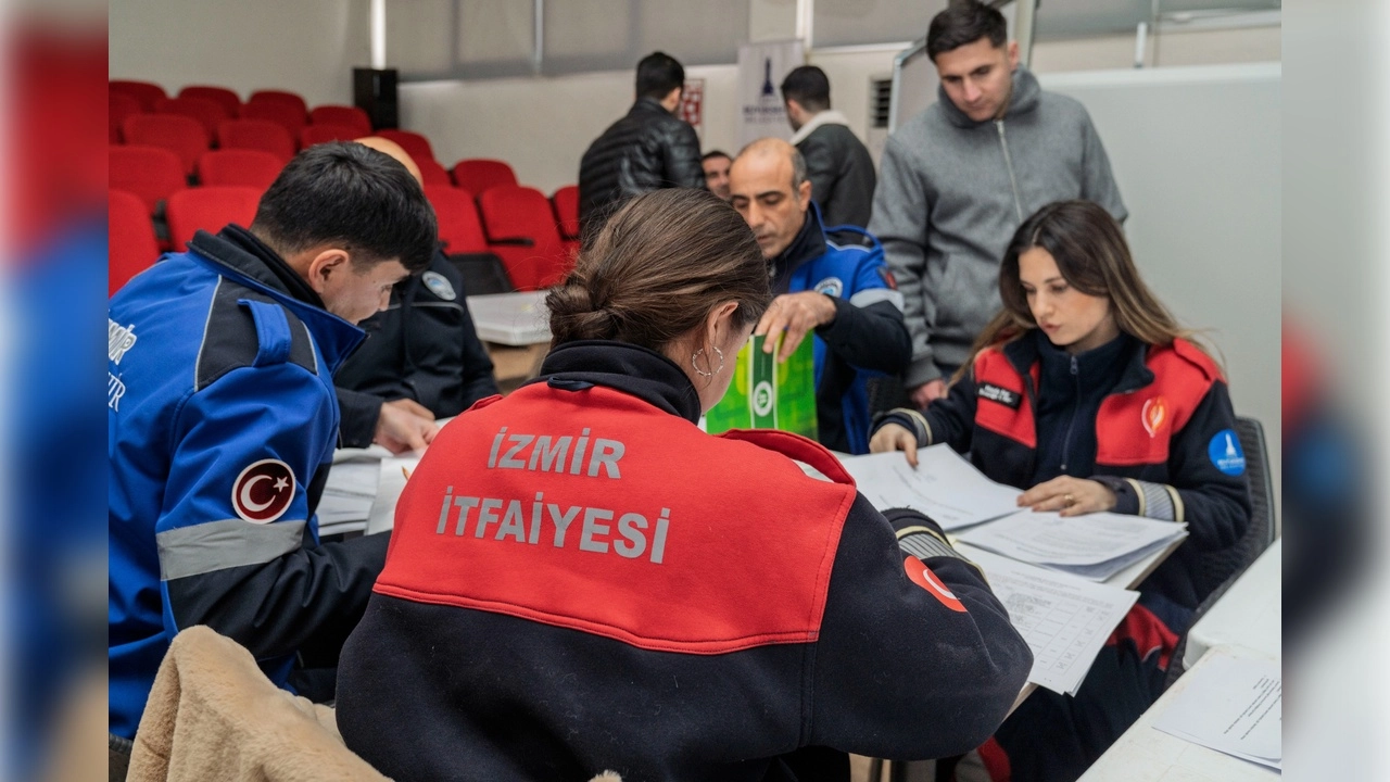 Büyükşehir olası yangınlara hazırlanıyor: İzmir İtfaiyesi’ne 154 memur alımı