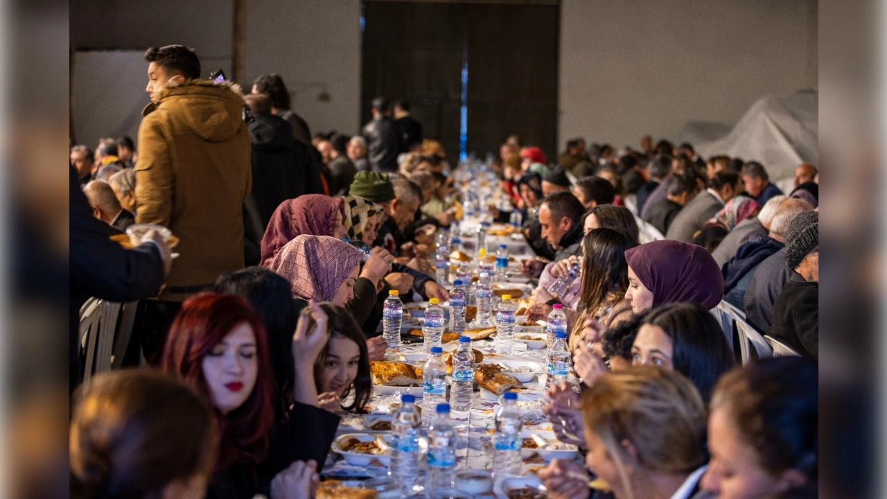 Büyükşehir’in Ramazan programı belli oldu: İlk iftar sofrası Ödemiş’te kurulacak