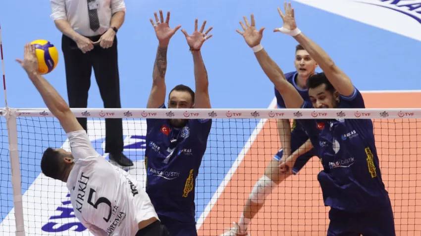 Arkas Spor ile Altekma play-off'a kaldı haberinin görseli