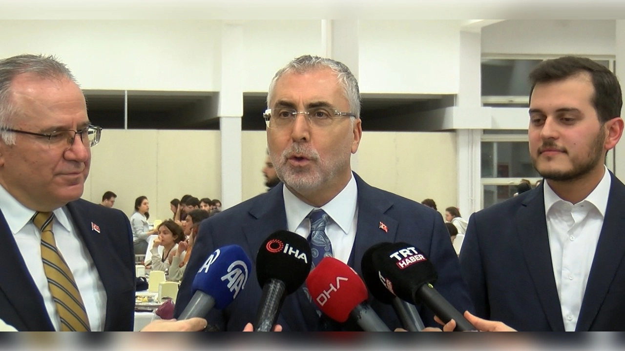 Bakan Işıkhan: 4 yıl içinde 1 milyon gencimizi istihdamla buluşturacağız