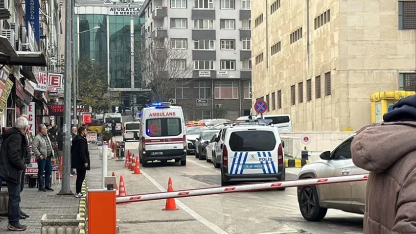 Duruşma salonundaki silahlı saldırıyla ilgili önemli gelişme! haberinin görseli