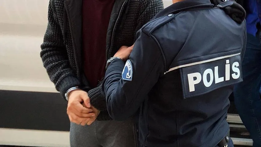 İzmir’de tarihi eser kaçakçılığı operasyonu: 3 kişi gözaltına alındı