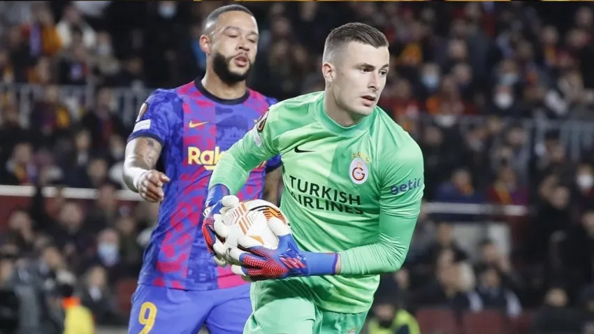 Muslera'nın yerine geliyor! Galatasaray yeni kaleci için kolları sıvadı haberinin görseli
