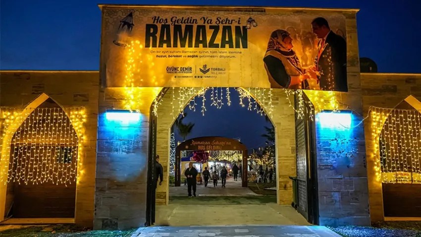 Torbalı’da Ramazan sokaklarına ilgi yoğun