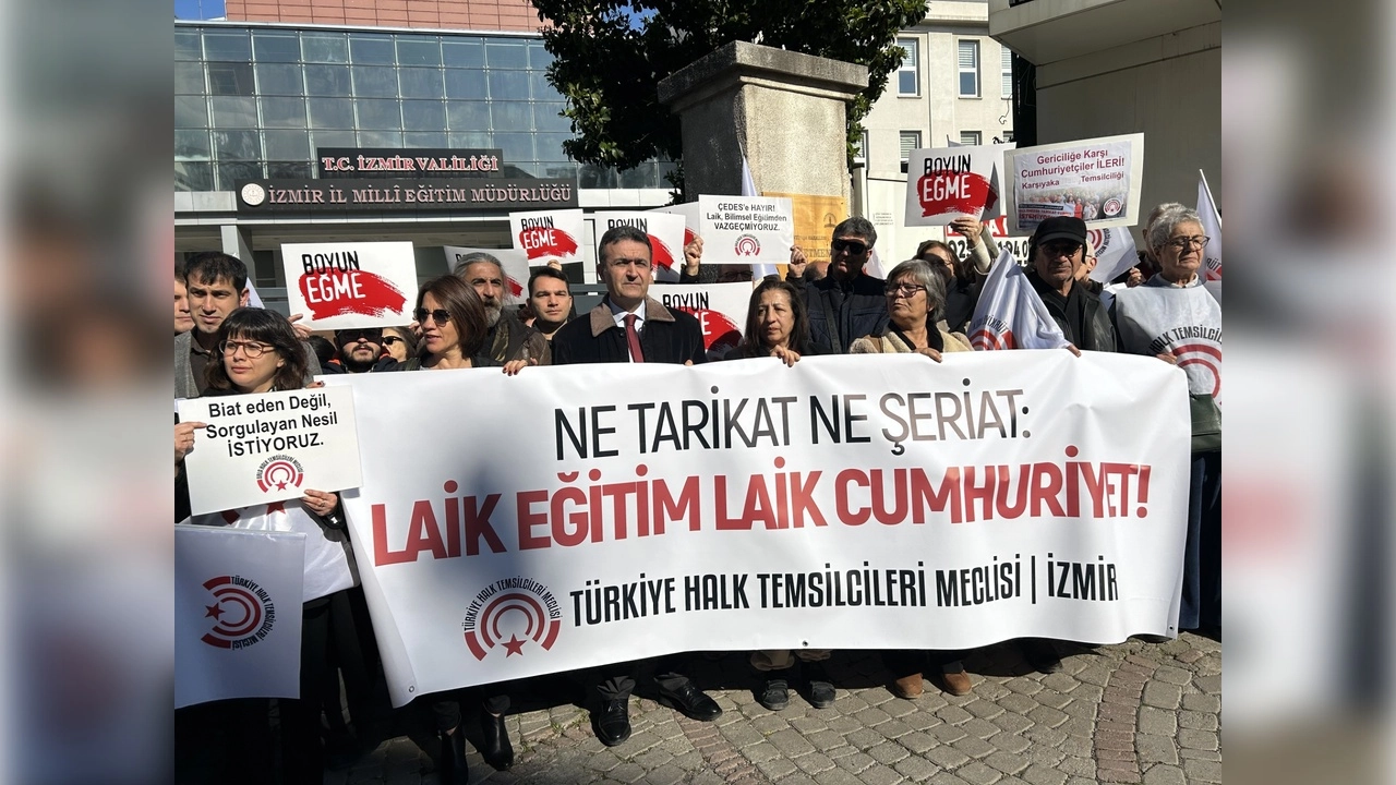 Türkiye Halk Temsilcileri Meclisi’nden protesto… İzmir’den de ses yükseldi haberinin görseli
