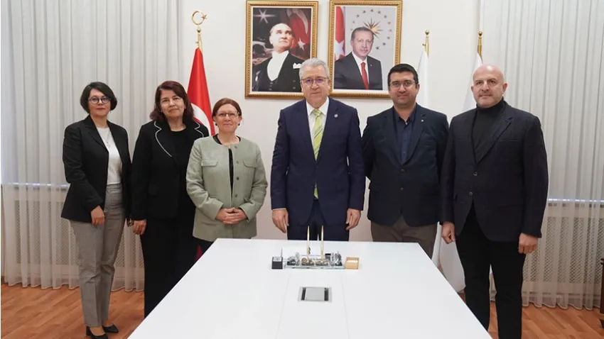 Vegan derilerin konfeksiyon sektöründe kullanımı TÜBİTAK desteğiyle araştırılacak haberinin görseli