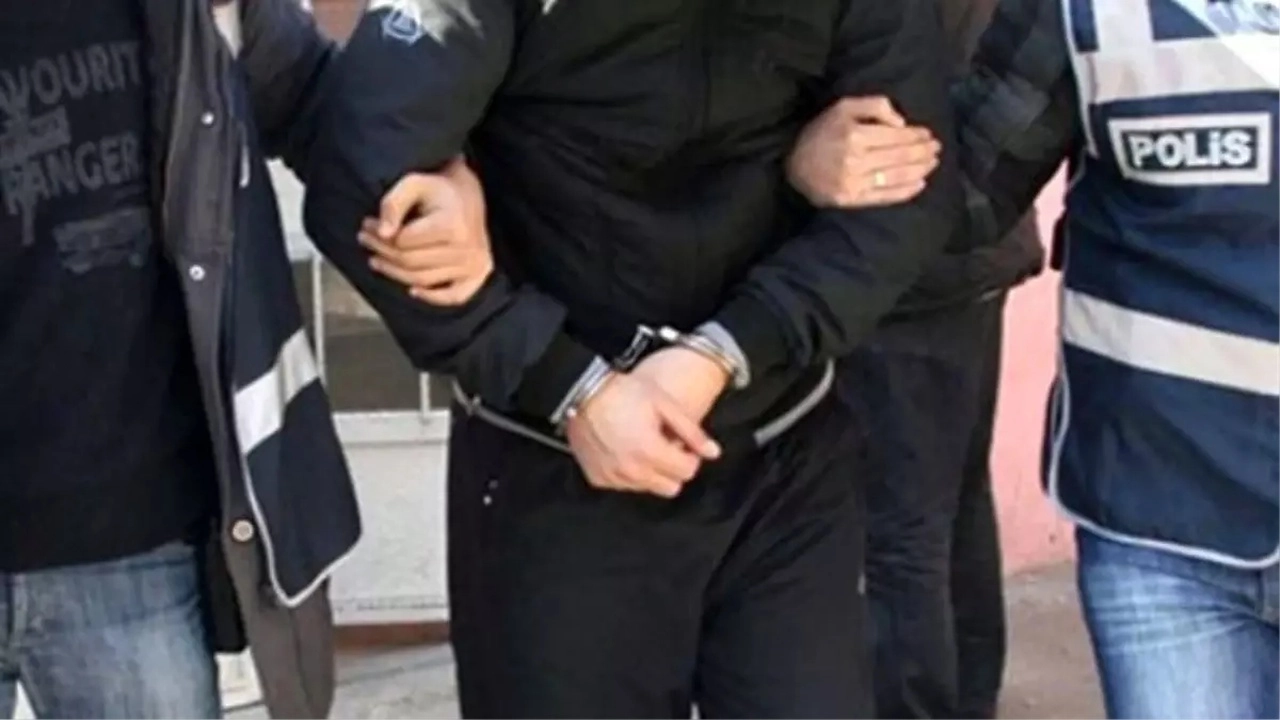 Yeğenine yasaklı madde verdi: Teyze – yeğen gözaltına alındı haberinin görseli