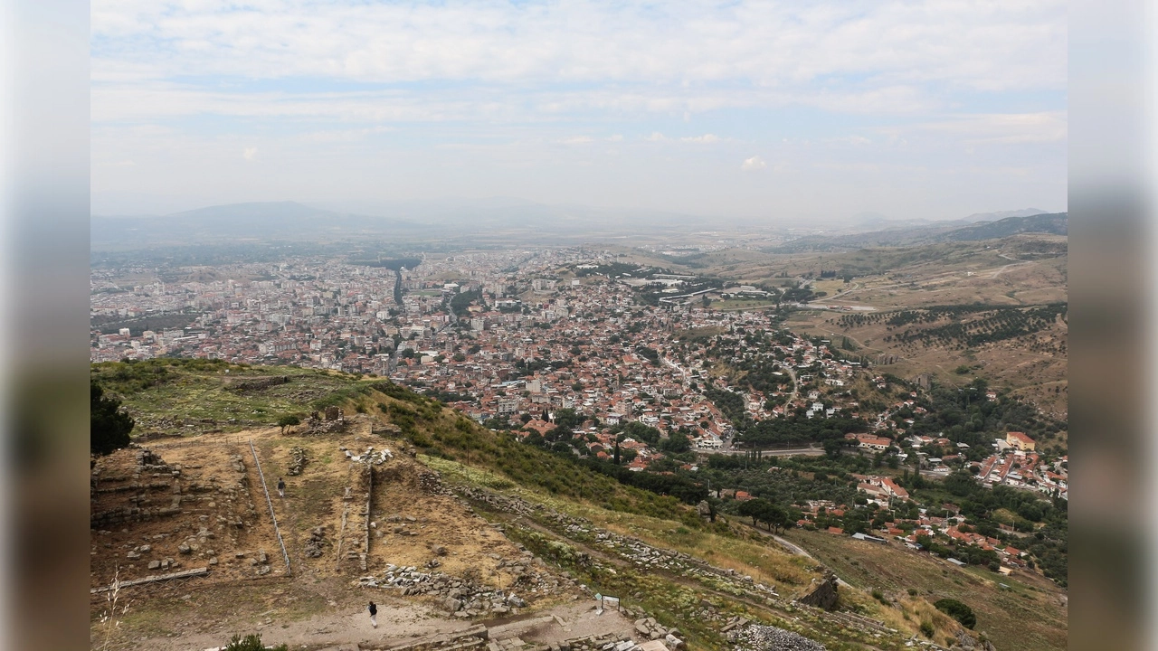 Bakanlıktan Bergama’daki SİT alanı için karar  