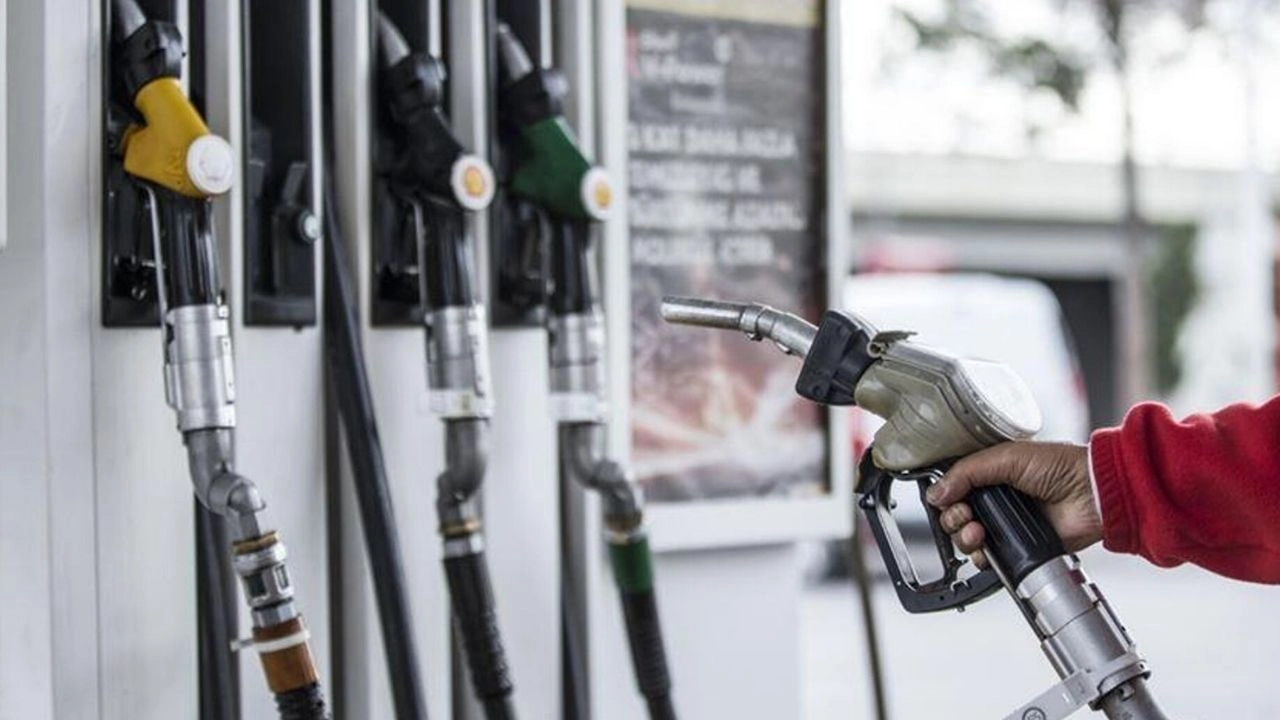 Benzine veya motorine indirim var mı? 5 Mart güncel akaryakıt fiyatları