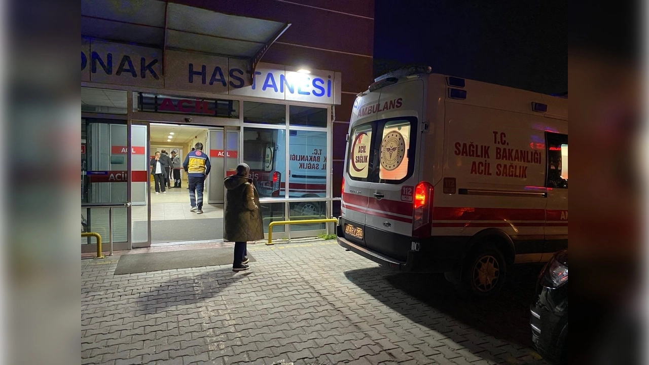 Yolun karşısına geçmek isterken ağır yaralandı 