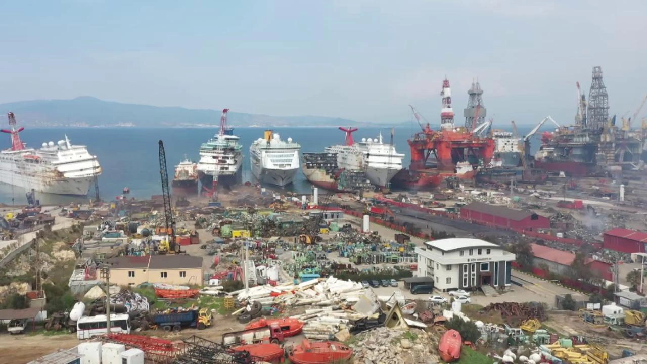 Aliağa Belediyesi satın aldı: Gemi geri dönüşüm tesisinde mülkiyet sorunu çözüldü