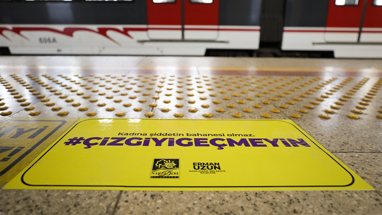 Narlıdere'den İzmir Metro'da 8 Mart mesajı: Çizgiyi geçmeyin!