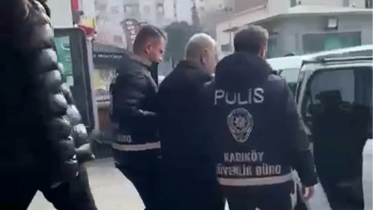 Kadıköy Belediyesi Meclis 1. Başkanvekili Ahmet Kurtuluş serbest bırakıldı