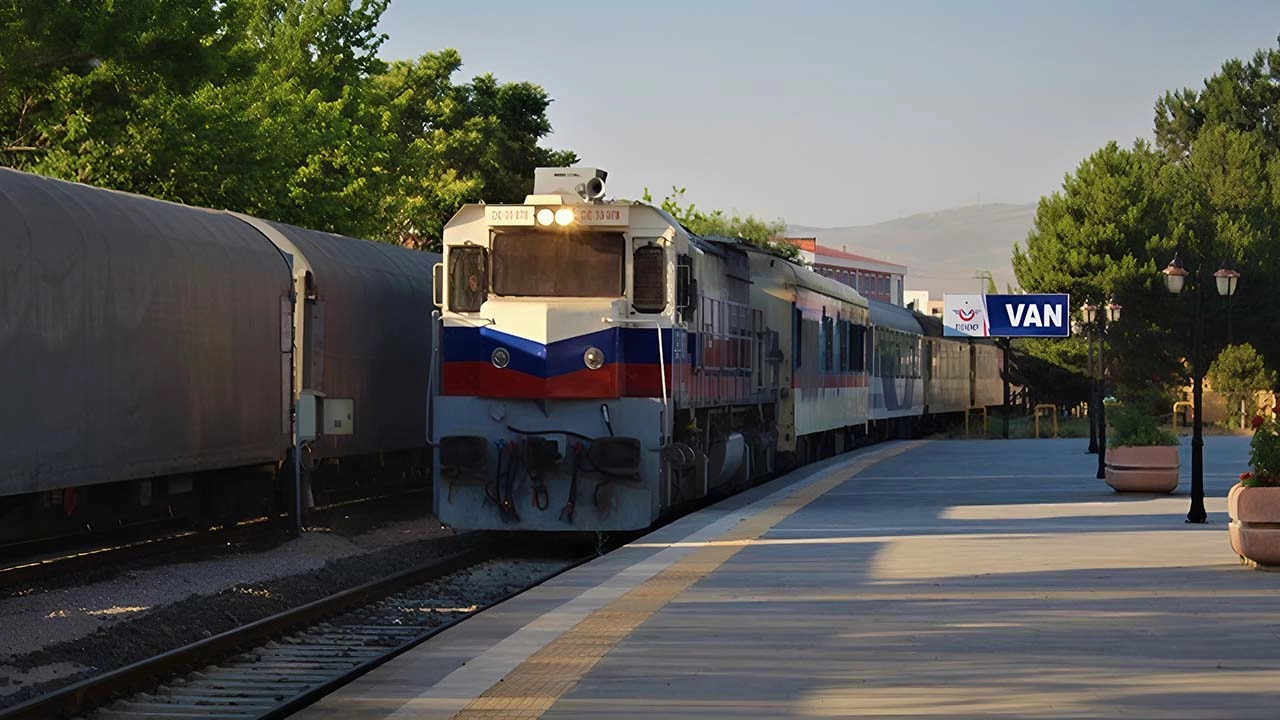 Van-Tahran tren seferleri başlıyor