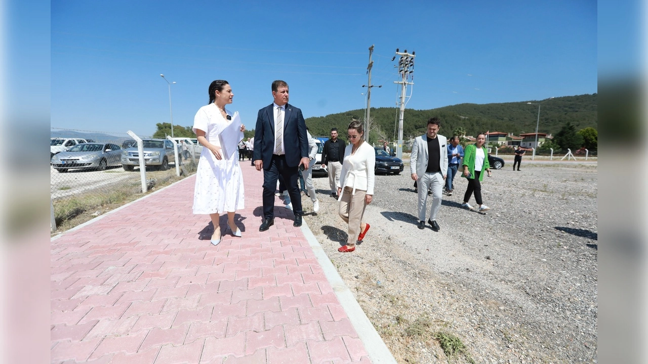 Pamucak Rekreasyon Alanı’nda çalışmalar hızla devam ediyor