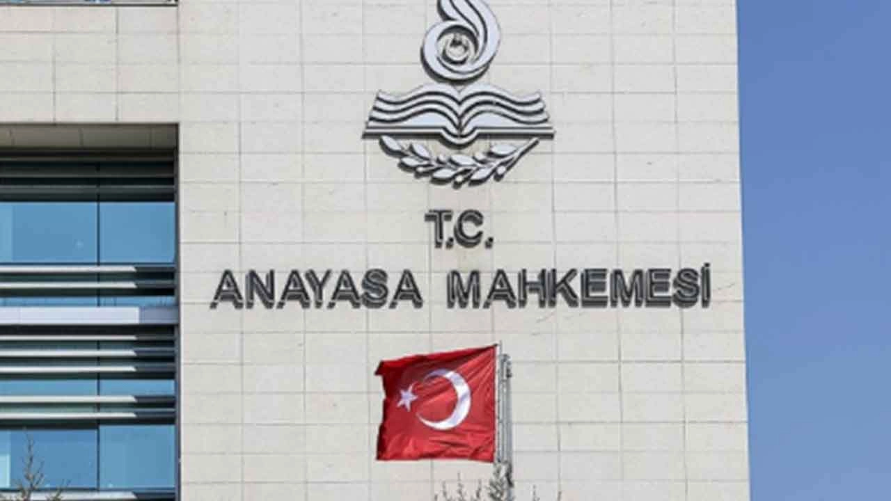 Anayasa Mahkemesinden 7 siyasi parti hakkında mali denetim kararı Resmi Gazete'de