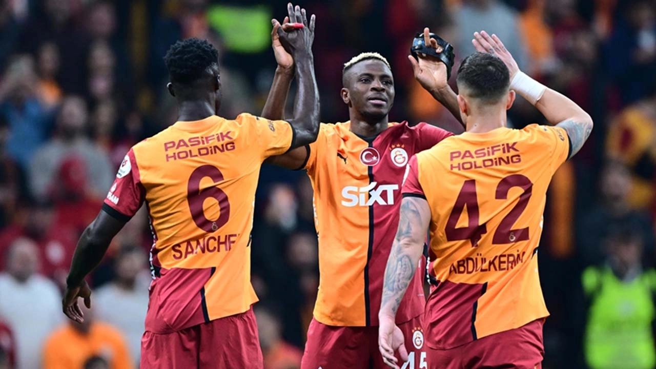 Osimhen hat-trıck yaptı: Galatasaray evinde farklı kazandı