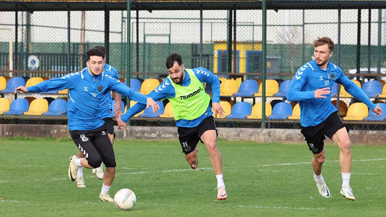 Menemen FK, Erbaaspor deplasmanında