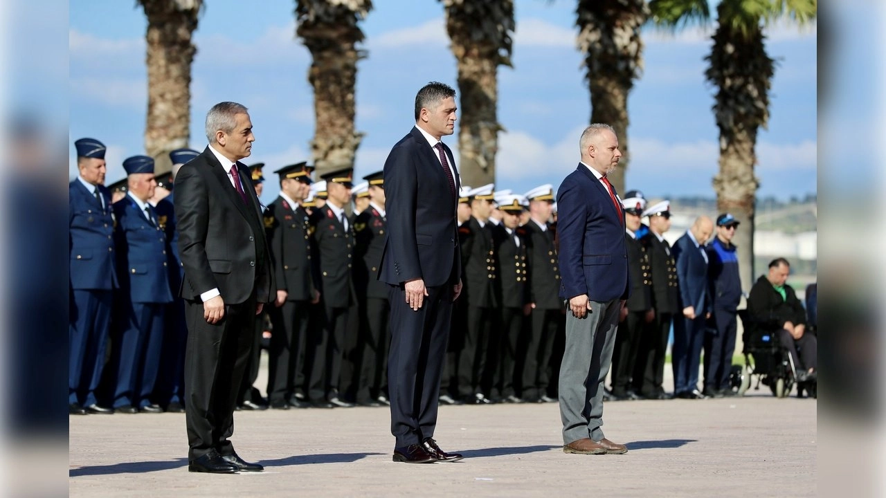 Aliağa Çanakkale şehitlerini saygıyla andı