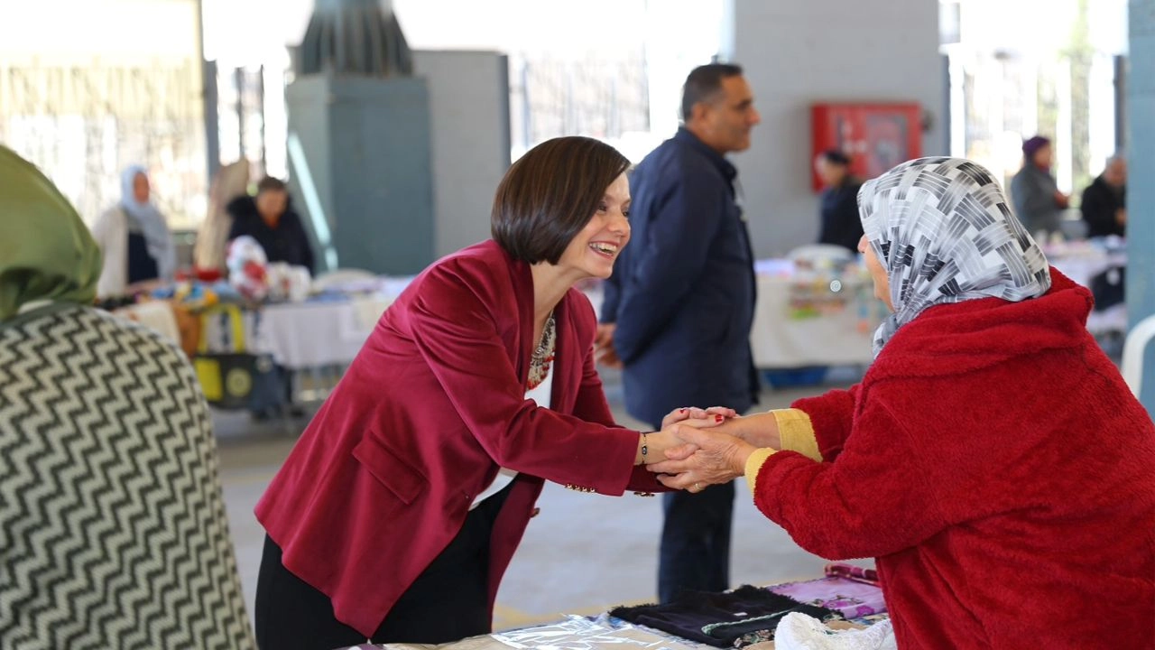 Karabağlar Belediyesi'nden kadın emeğine destek