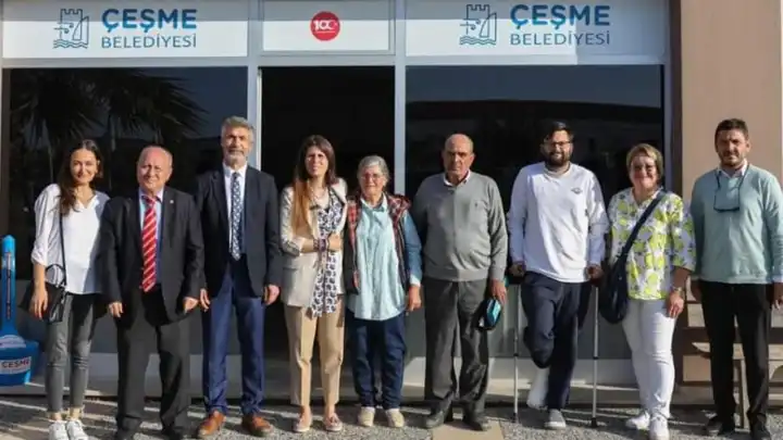 Çeşmeli STK’lardan dayanışma çağrısı haberinin görseli