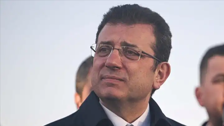 Ekrem İmamoğlu gözaltına alındı haberinin görseli