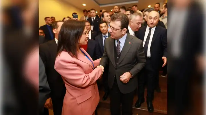 Filiz Ceritoğlu Sengel İstanbul'a gidiyor haberinin görseli