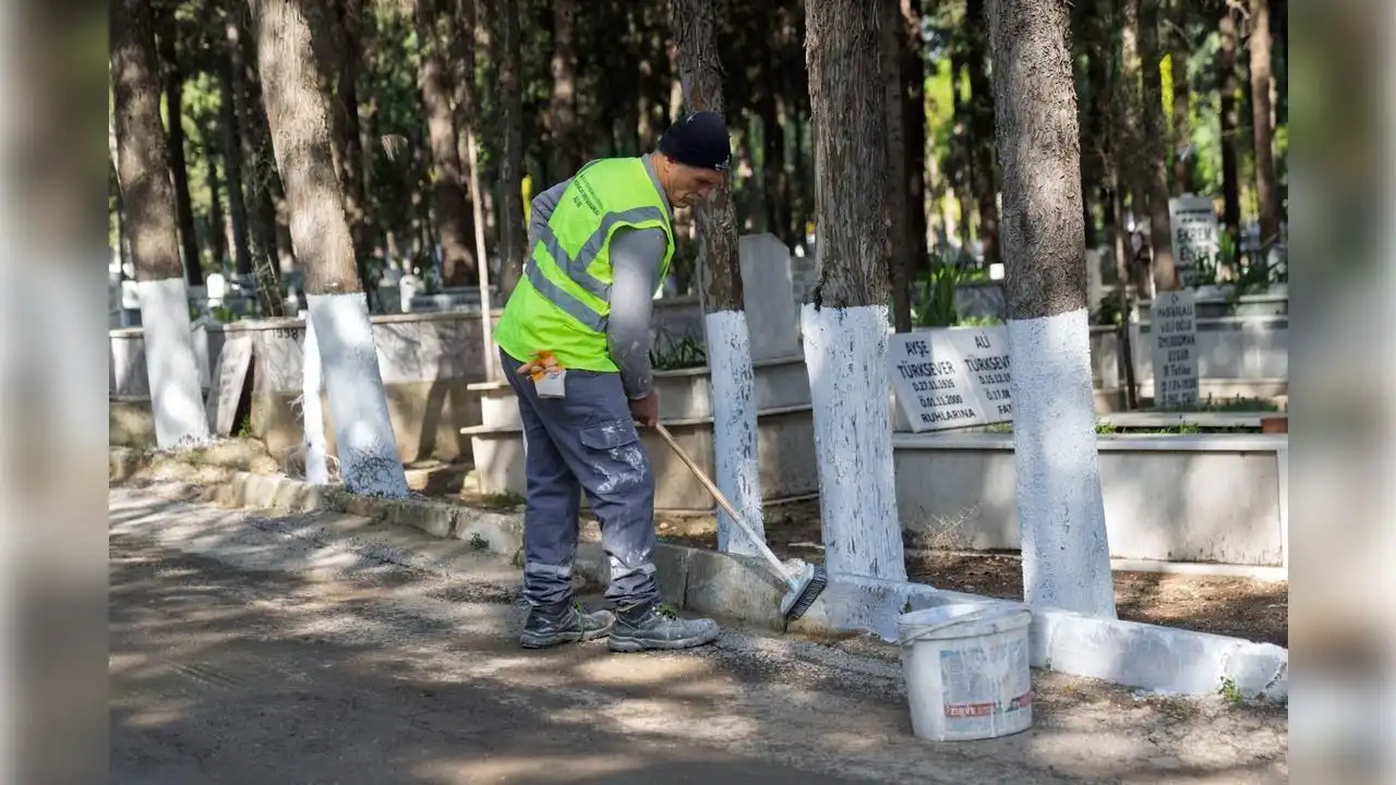 İzmir’de bayrama hazırlık