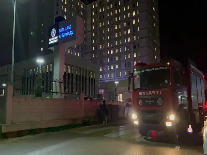 KYK kız yurdunda yangın paniği! haberinin görseli