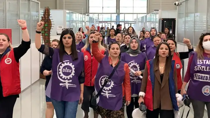STK ve meslek örgütlerinden diploma ve gözaltı tepkileri haberinin görseli