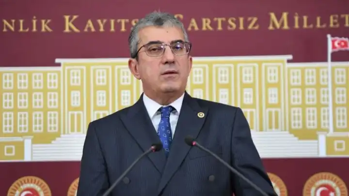 CHP'nin Haliç'teki ön seçim buluşması yasaklandı haberinin görseli