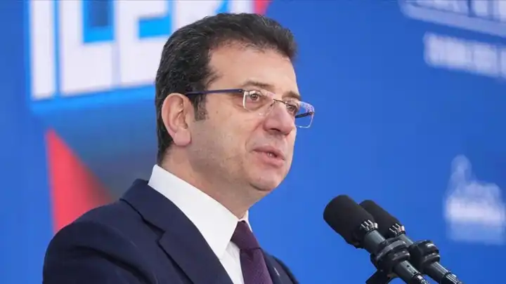 Kadın örgütlerinden İmamoğlu’na destek  haberinin görseli
