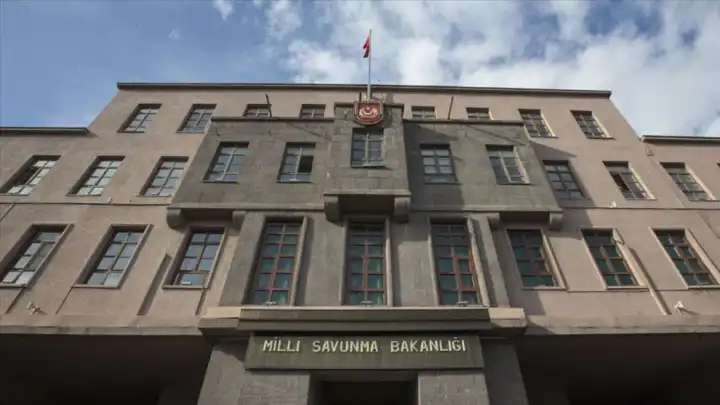 MSB’den PKK’ya kongre tarihi çağrısı: Silah bırakma kararını bir an önce açıklayın haberinin görseli