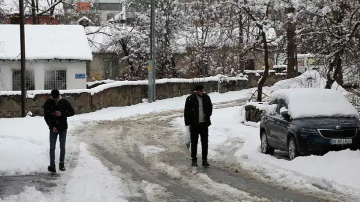 Bazı iller kar yağışı ve soğuk havanın etkisinde haberinin görseli