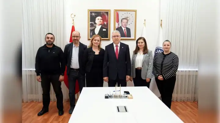 Ege Üniversitesi'nden uluslararası adım haberinin görseli
