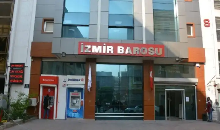 İzmir Barosu: Down Sendromlu bireylerin yanındayız haberinin görseli
