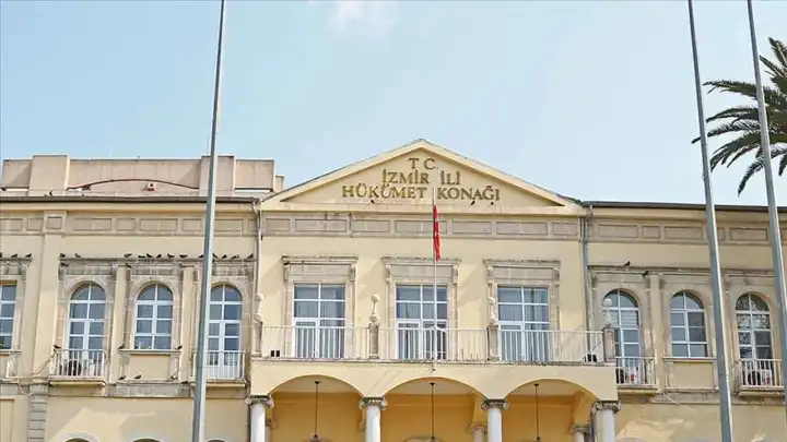 İzmir'de beş gün gösteri, yürüyüş ve basın açıklaması yasak haberinin görseli