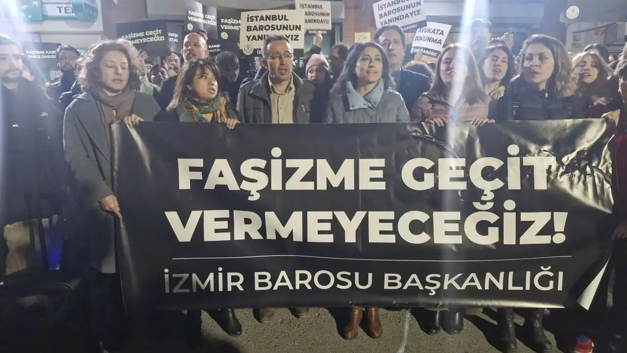 İzmir’den İstanbul Barosu’na destek: Kararı tanımıyoruz!