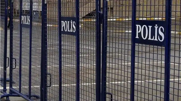 Ankara, İstanbul ve İzmir’de eylem yasakları devam ediyor: Hangi yollar kapalı? haberinin görseli