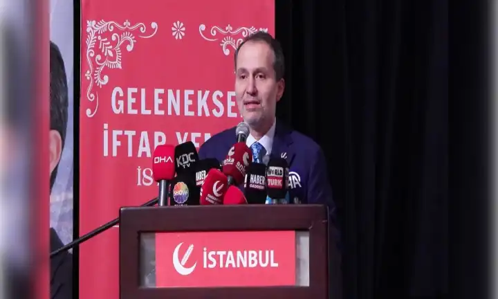 Fatih Erbakan iftar programında konuştu haberinin görseli