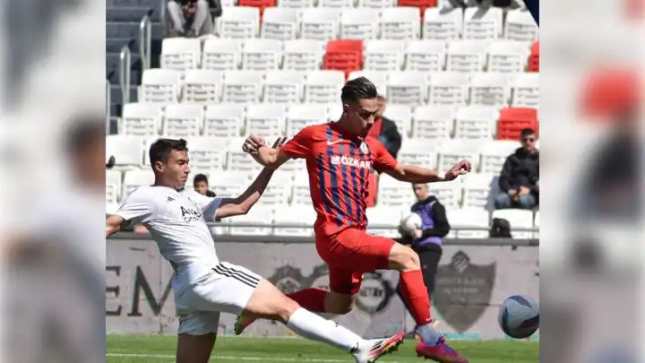 İzmir derbisini Altınordu kazandı 