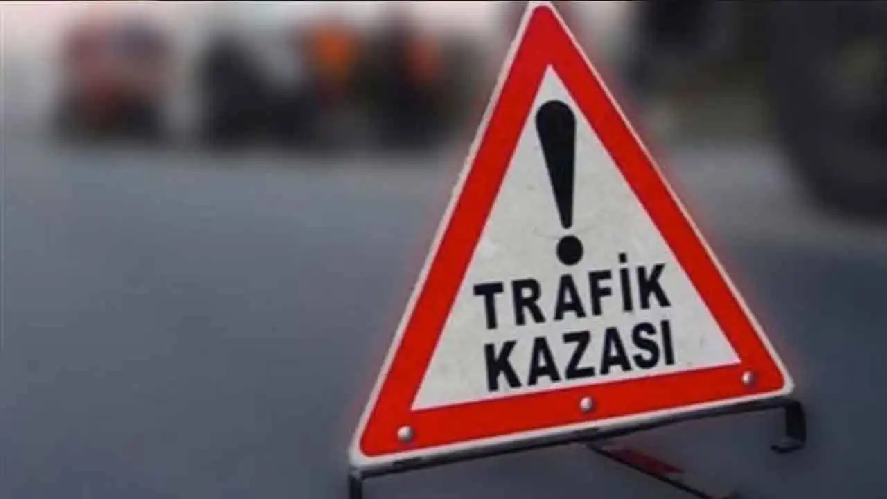 İzmir haber: Menderes'te otomobilin çarptığı motosiklet sürücüsü hayatını kaybetti