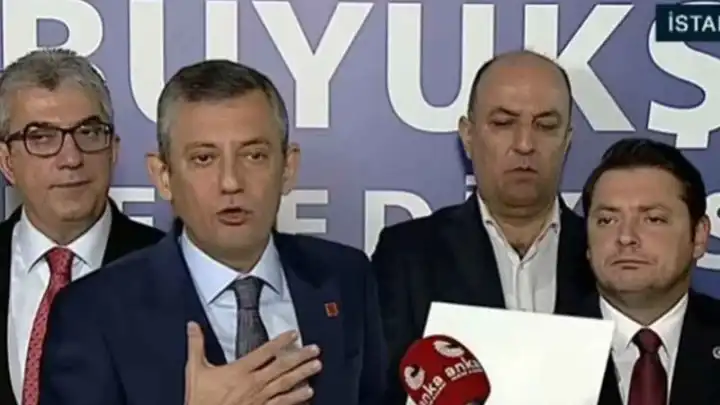 Özgür Özel: Elde işlemleri şaibeli hale getirecek gizli tanık var haberinin görseli