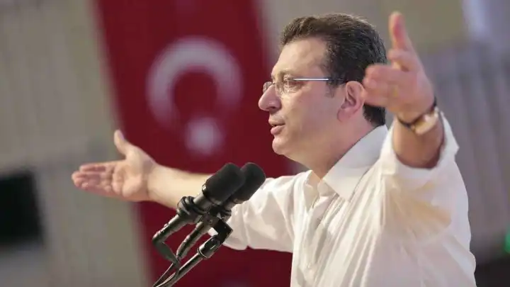 Yaşam için Yasa İnisiyatifi: Sokaklarda hayvanlarla birlikte özgürce yaşayacağız haberinin görseli