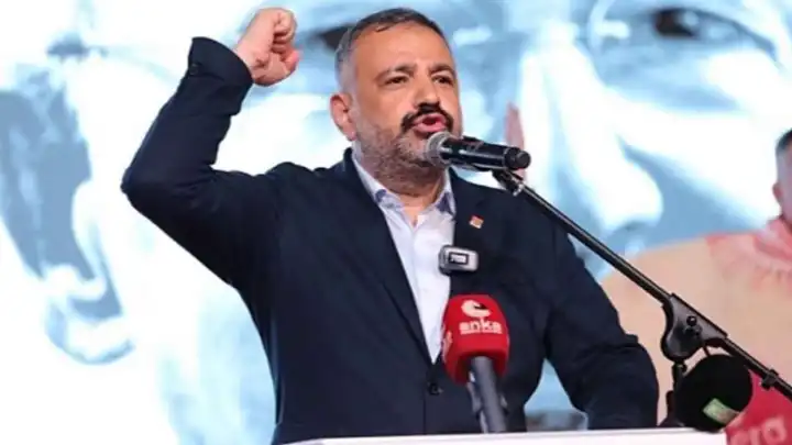 Yürüyüşlerin 3’üncü gününde Aslanoğlu'ndan İzmirlilere adalet için toplanma çağrısı haberinin görseli